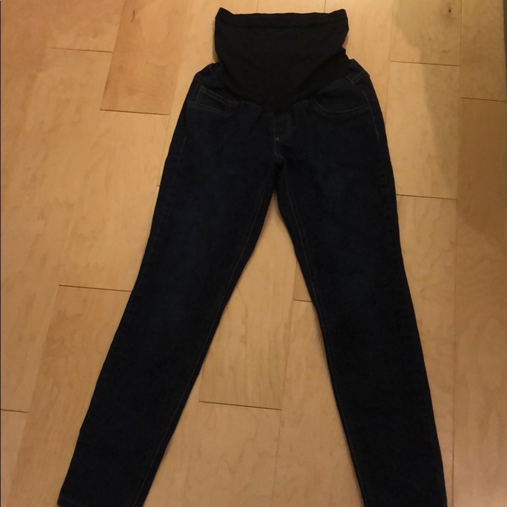 Maternity Jessica Simpson skinny jeans